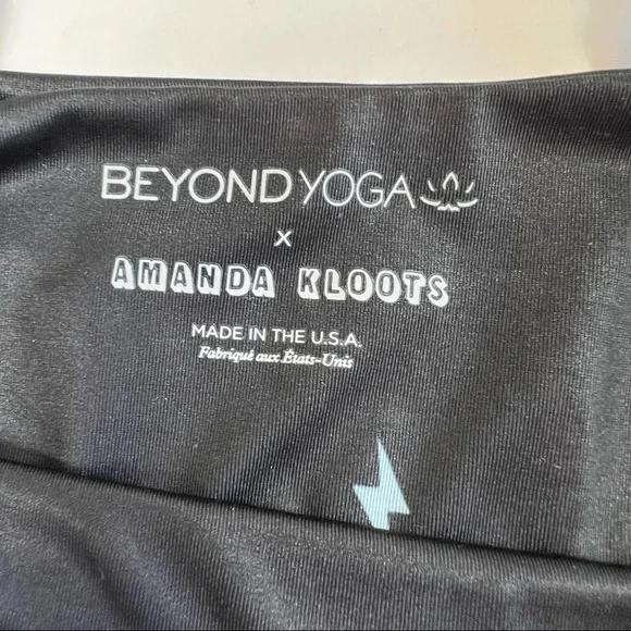 Beyond Yoga x Amanda Kloots Crop Top Size X-small - Picture 7 of 10